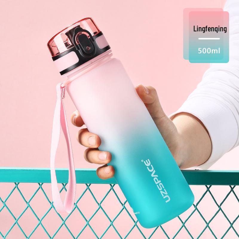 High-Value Gradient Water Bottle: Portable Plastic Cup for Sports & Fitness - Unisex Design for Summer Students & Trendsetters