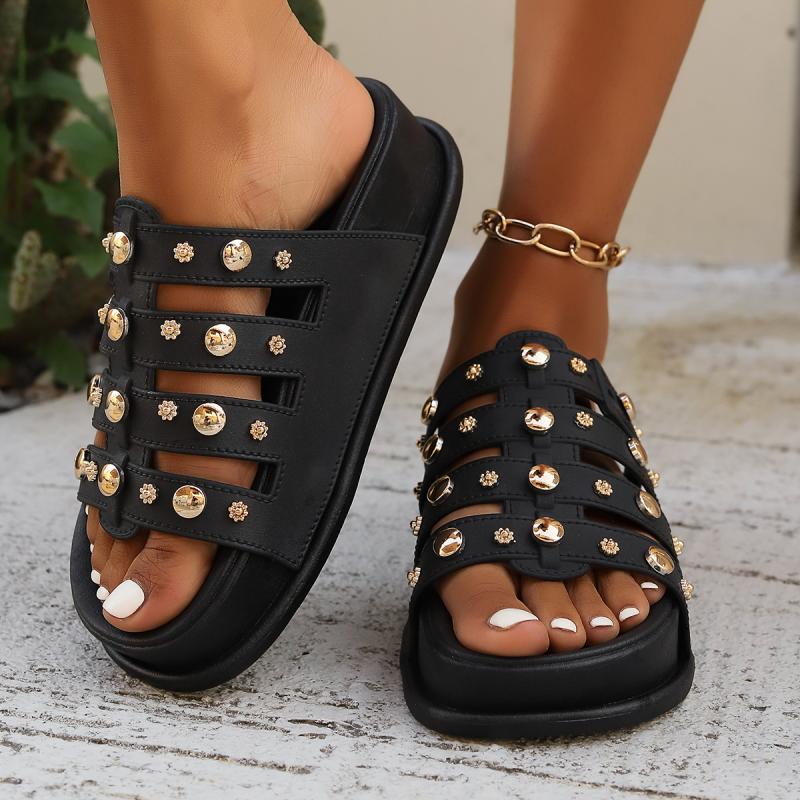 Fashion Punk Gold Rivet Decoration Slip On Gladiator Sandals Women Black Thick Bottom Soft Cloud Slippers Women Sexy Beach Slippers