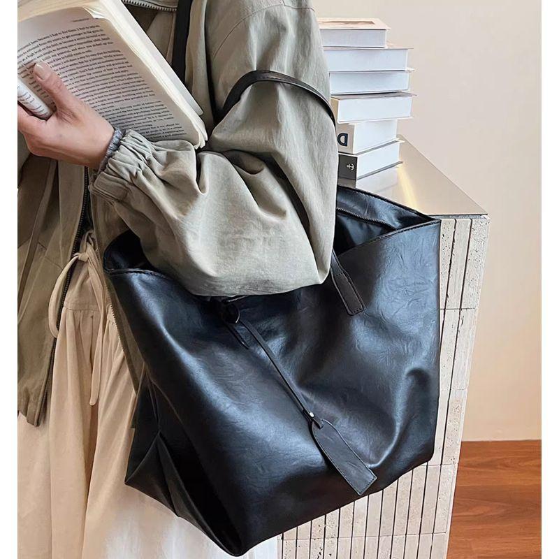Simple Retro Large-capacity Autumn and Winter New Tote Bag 2025 Women's Fashion Commuter Explosive Casual Shoulder Bag