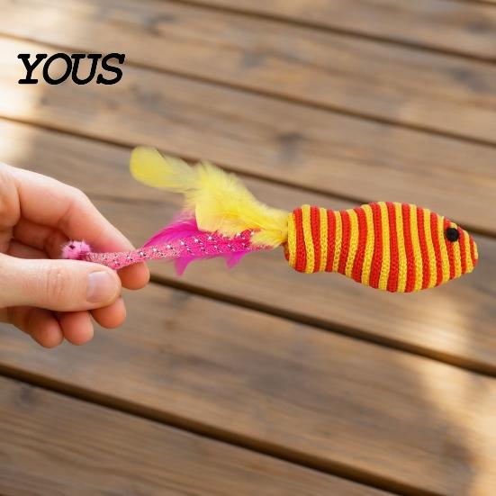Entertaining Cat Toy Fish Shape Toy, Cotton Rope Lightweight with Hose Chew Feather Tassel Design, Wear-Resistant Scratch-Resistant Relieves