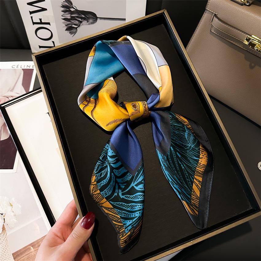 Elegant Ginkgo Leaf Print Silk Square Scarf – Versatile Headscarf for Spring and Summer