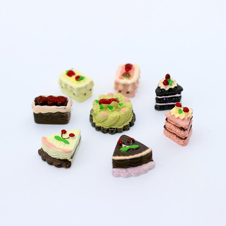 Miniature Dollhouse 8-Piece Cake Set D131 - Mini Food Play Scene Accessory