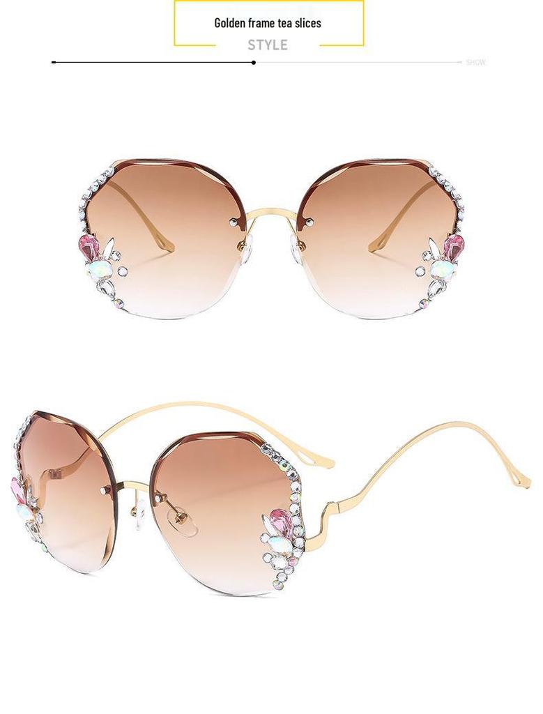 2024 Women's High-End Rhinestone Sunglasses: Slimming, Fashionable Anti-UV Sunshade