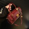 Premium retro bag women's new autumn and winter versatile messenger bag fashion portable small square bag tide