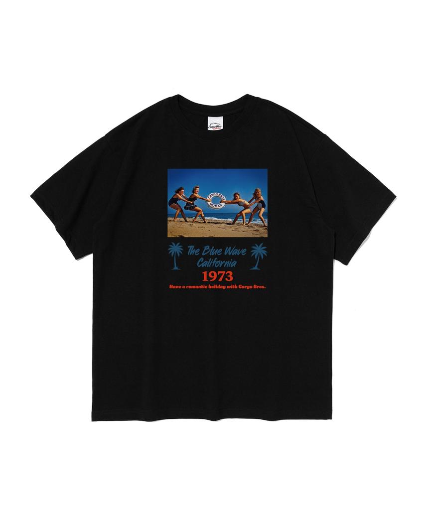 CARGOBROS FOR WOMAN The Blue Wave Graphic Short Sleeve T-Shirt (Black)