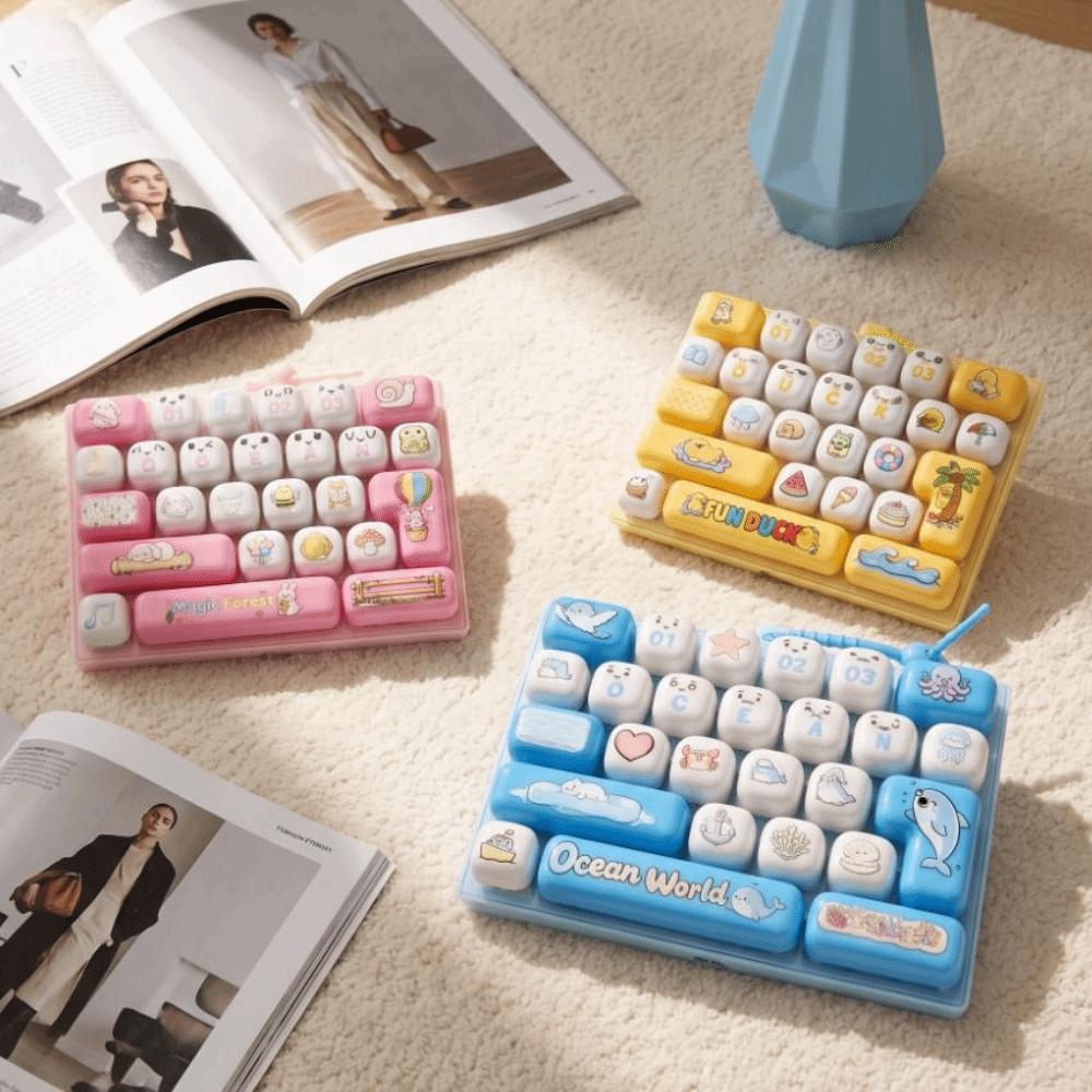 26 Key Decompression Button Toy Cute Design Keyboard Keychain Accessories Gift
