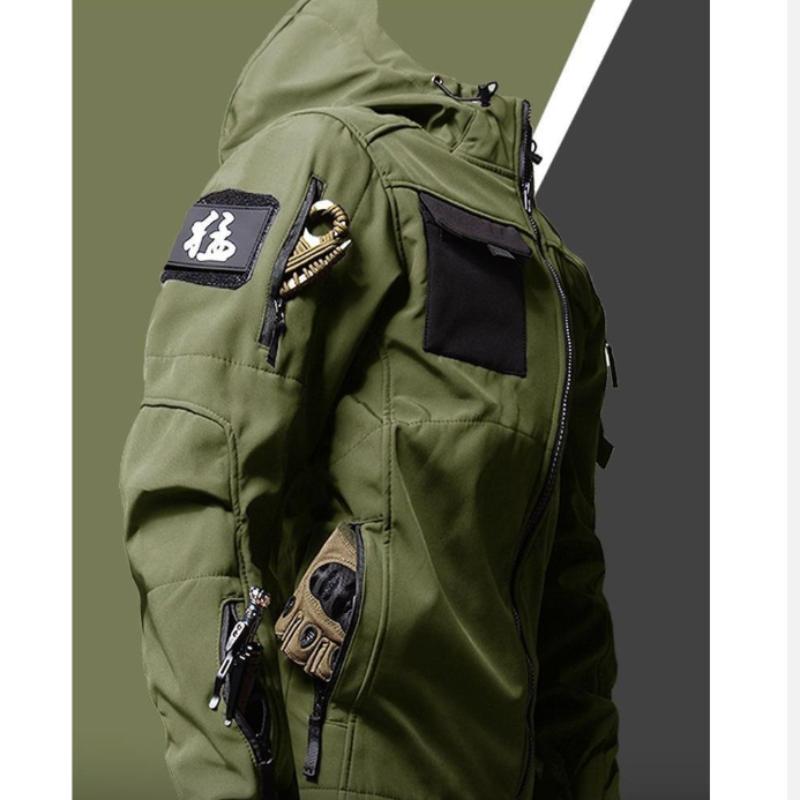 Winter Tactical Jackets Men Military Outdoor Waterproof Hood Plus Velvet Windbreaker WorkWear Soft Shell Multi-pockets Hunting Motorcy Tops