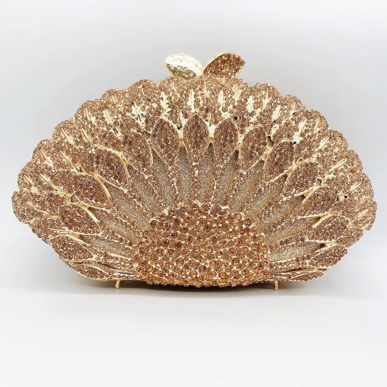 

Luxury Silver Crystal Wedding Bridesmaid Evening Clutch WHTUOHENG Rhinestone Clutches Purse For Women’s Diamond Handbags 22cmX10.5cmX7cm