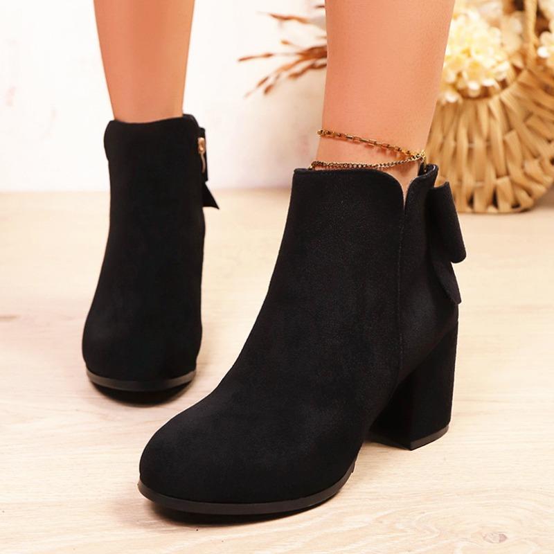 Autumn foreign trade new thick heel side zipper short Martin boots women's large size round head suede medium heel short boots