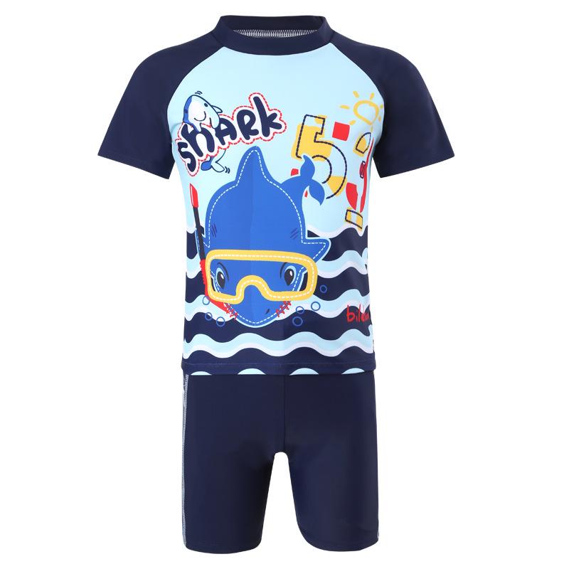 

Детский быстросохнущий купальник-двойка с акулой - с коротким рукавом, размеры от маленького до большого 4XL (140-150 cm)