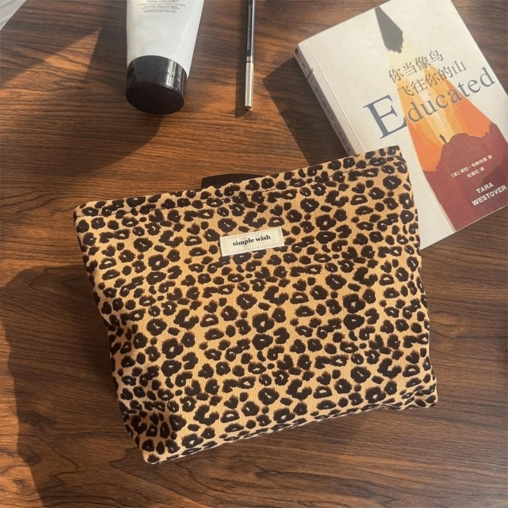 

Portable Zipper Cosmetic Bag Leopard Print Large Capacity Makeup Organizer Storage Bag Outdoor Cosmetic Bags жёлтый