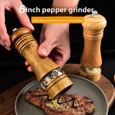 Ruční mlýnek na pepř