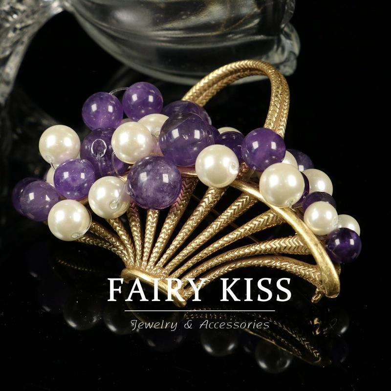 Green Grape Flower Basket Delicate Alloy Accessories Women's Premium Light Luxury Brooch Pin