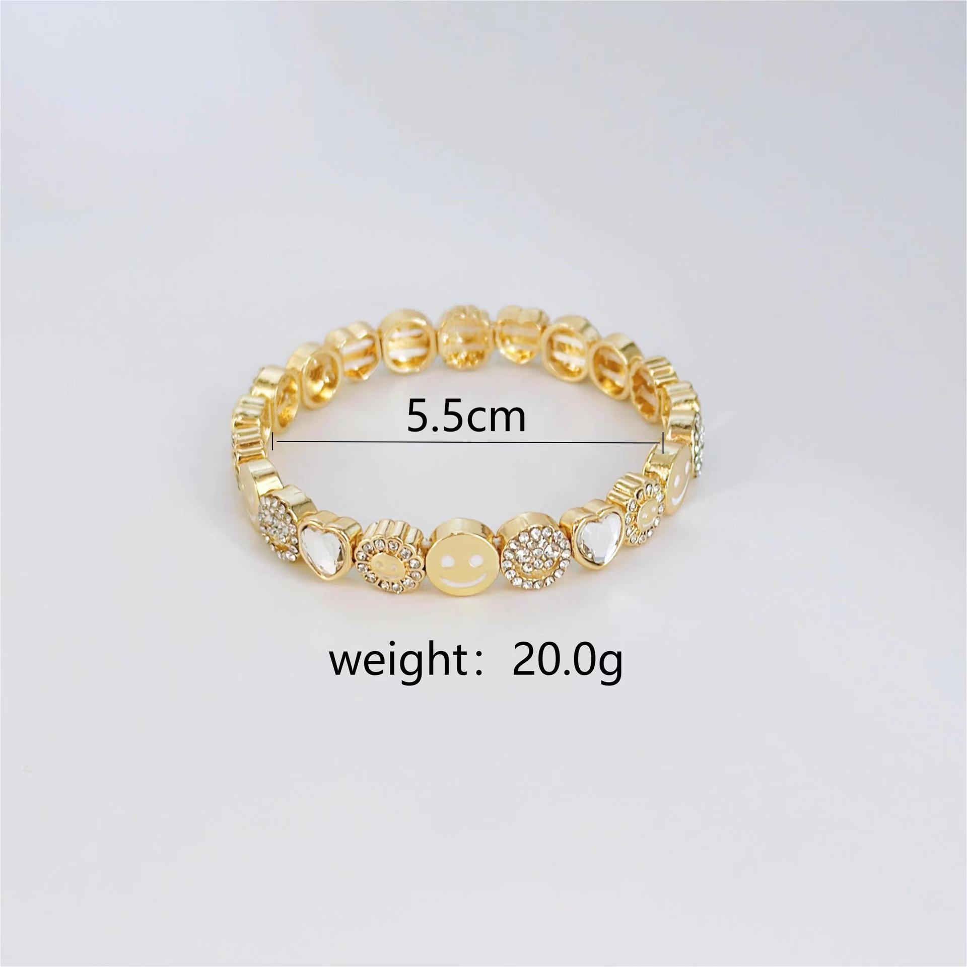 

Персонализированный легкий роскошный белый браслет с бриллиантами в виде сердца и смайлика для девушки, подходящий для повседневной носки женщин