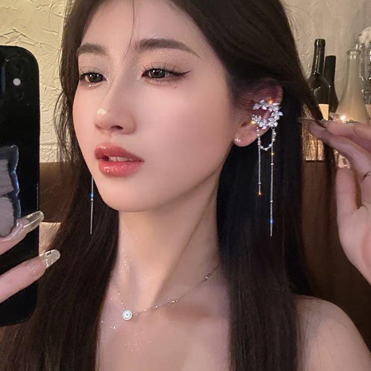 Retro Diamond-Set Fringed Flower Earrings, High-End Earbone Clips, Niche Design Earrings, Earclips, No Ear Piercings, Women