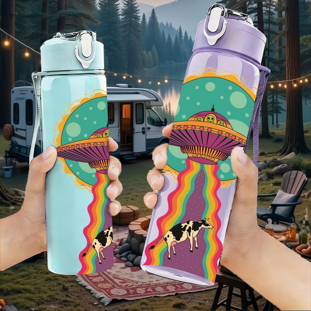 1PC Retro UFO Desert Scene 750ml Color Plastic Sports Water Bottle Leakproof Flip Straw Lid Suitable for Sports Office Home Use