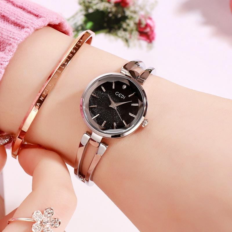 

Small Plate Exquisite Alloy Watch, Women S Medieval Simple Temperament, Small Belt, High-End Quartz Watch