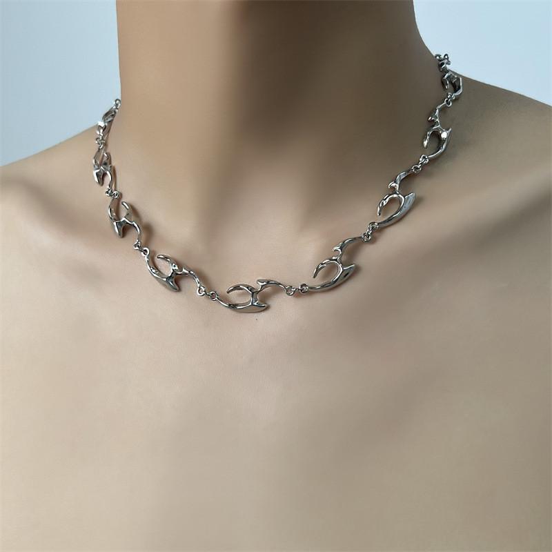 Trendy Wavy Design Zinc Alloy Necklace Stylish Hip Hop Fashion Jewelry Accessory For All