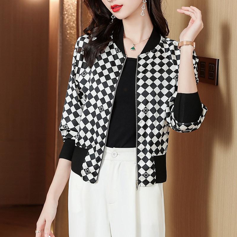 

Атласная свободная короткая куртка для женщин на весну и лето, новая одежда для защиты от солнца, бейсбольная куртка, кардиган, универсальный внешний вид 3XL