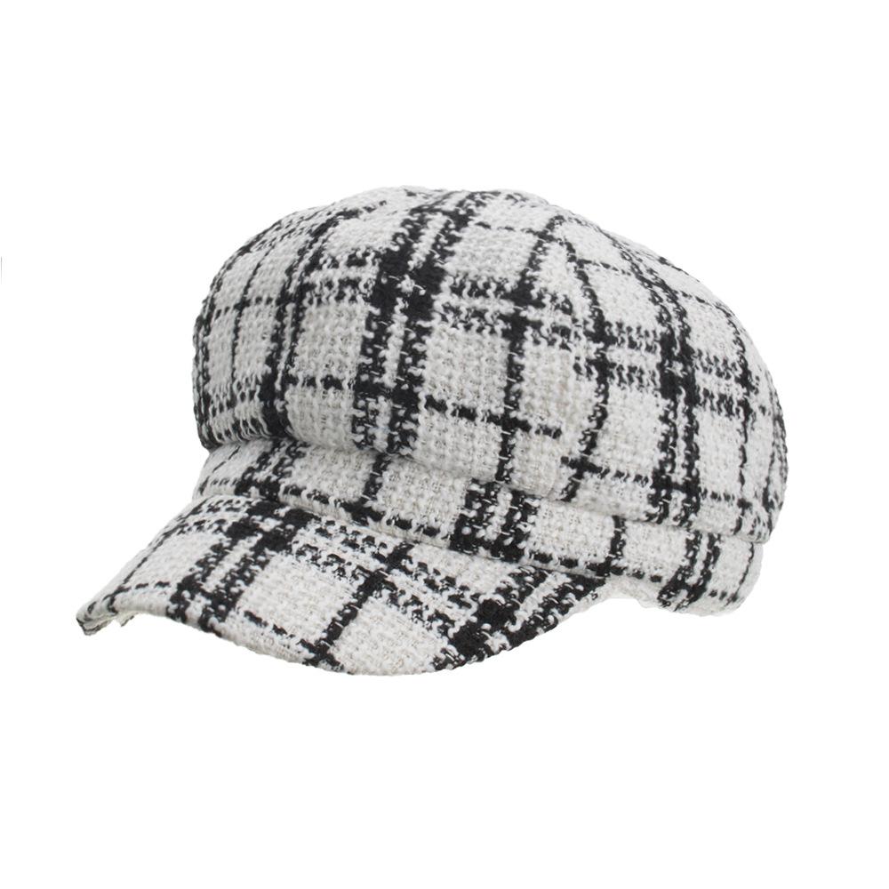 

Autumn and winter new black and white plaid women s beret one size fits all білий
