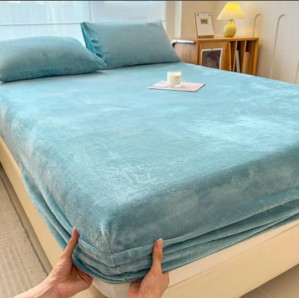 Pure Color Milk Velvet Winter Bedspread - Plush, Thick, Single Bed Sheet