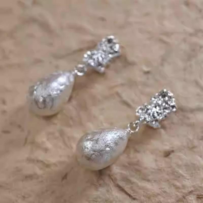 Silver brushed pearl water drop earrings simple fashion stud earrings light luxury high temperament versatile earrings women