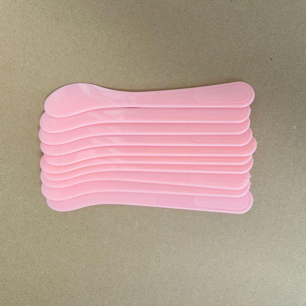 Three-Piece DIY Beauty Set: Mixing Bowl, Mask Stick, Measuring Spoon, Silicone Brush, and Bowl Set