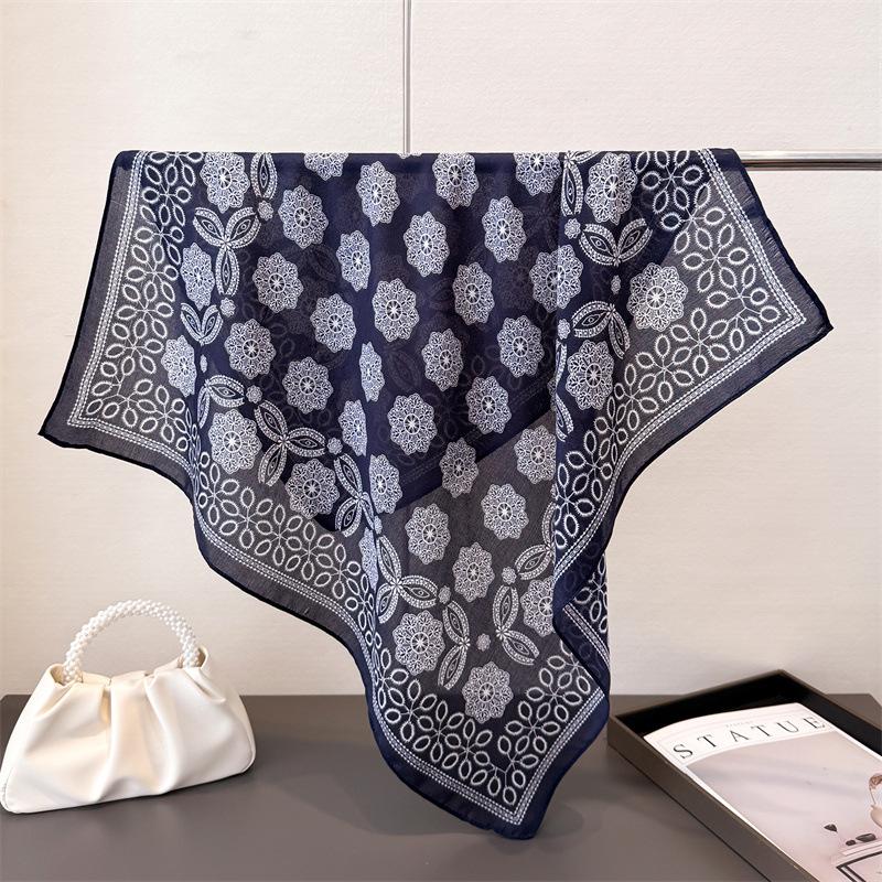 Luxury Print Female Neck Scarf Cotton Linen Feeling Women Hair Scarves Foulard Head Band Shawls Wraps Neckerchief Bandana
