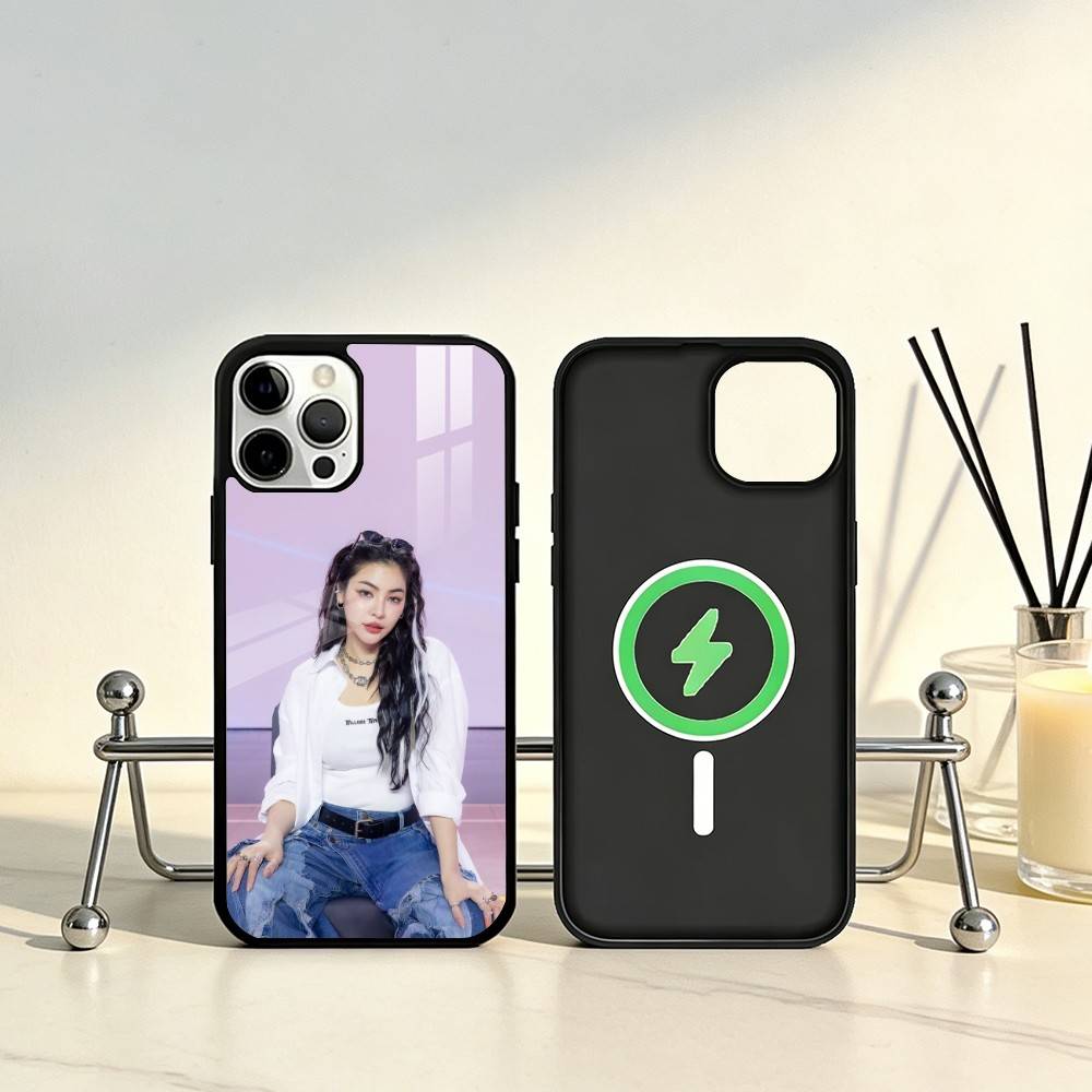 P-Peraya M-Malisorn Faye Handyhülle Für iPhone17,16,15,14,13,12,11 Plus,Pro Max Magnetisch Für Magsafe Kabelloses Laden