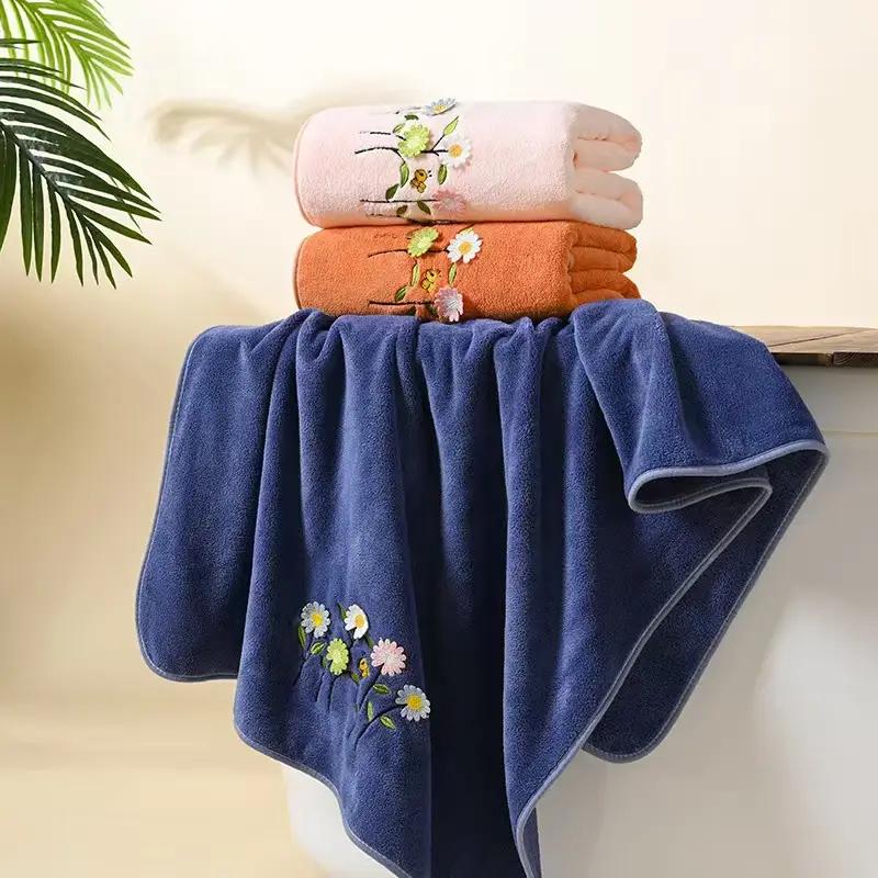 Flower-embroidered Bath Towel, Thickened Coral Fleece Absorbent Quick-drying Towel, Bath Towel