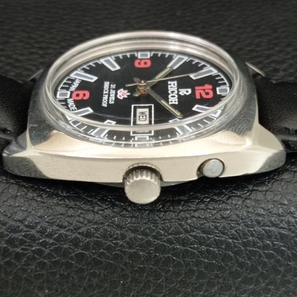 RICOH R31 AUTOMATIC VINTAGE JAPAN MENS BLACK COLOR DIAL WATCH a707659-1