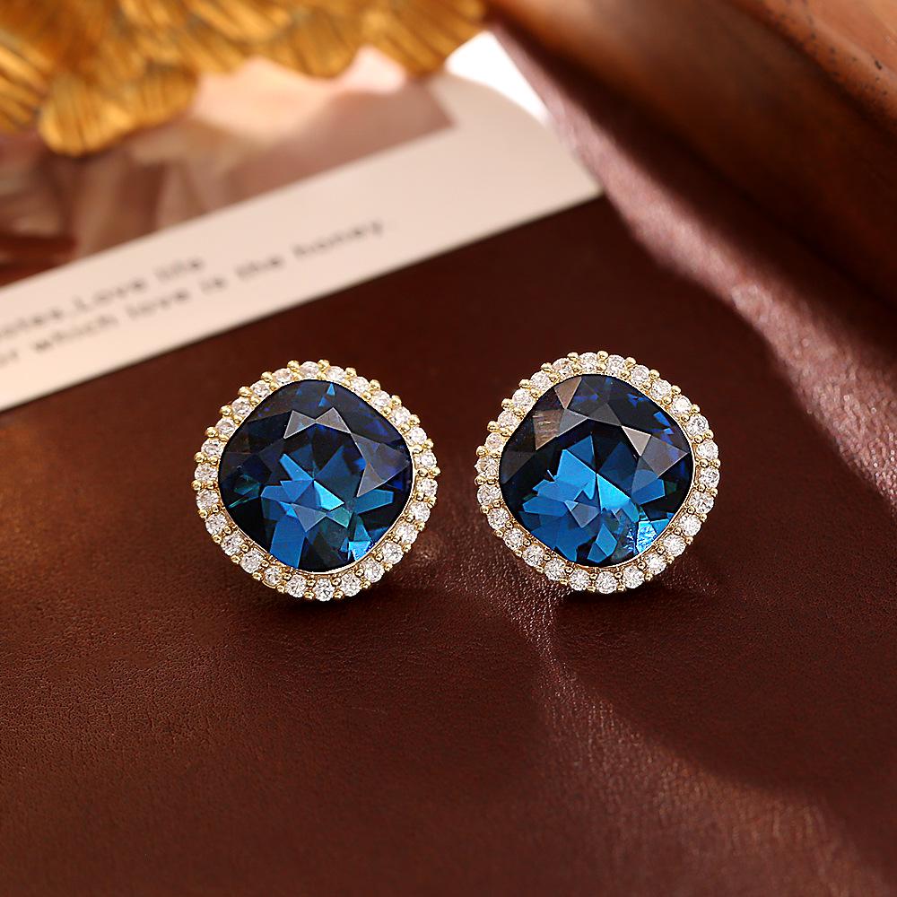 Ocean Love Deep Blue Crystal Pendant Necklace & Exquisite Goddess Stud Earrings Set