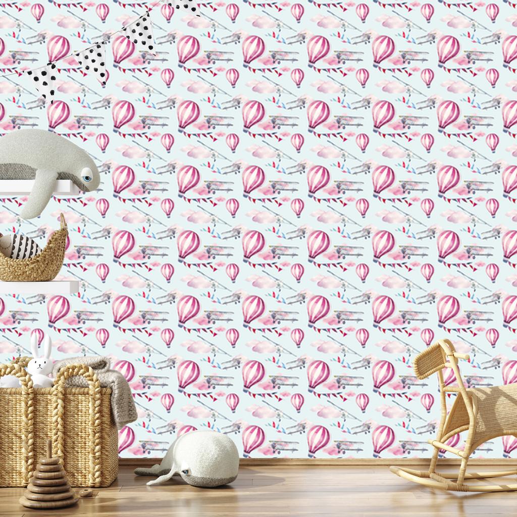 Wallpaper Balloons Among Planes for Living Room and Bedroom 50x1000