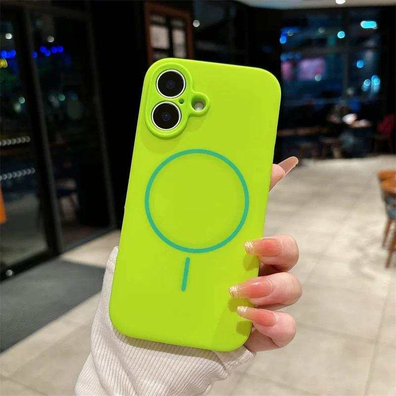 

Fluorescent Green Liquid Silicone Magnetic Case For iPhone 17 Air 16 15 14 Plus 13 12 Pro Max For Magsafe Wireless Charge Cover For iPhone 12 Pro