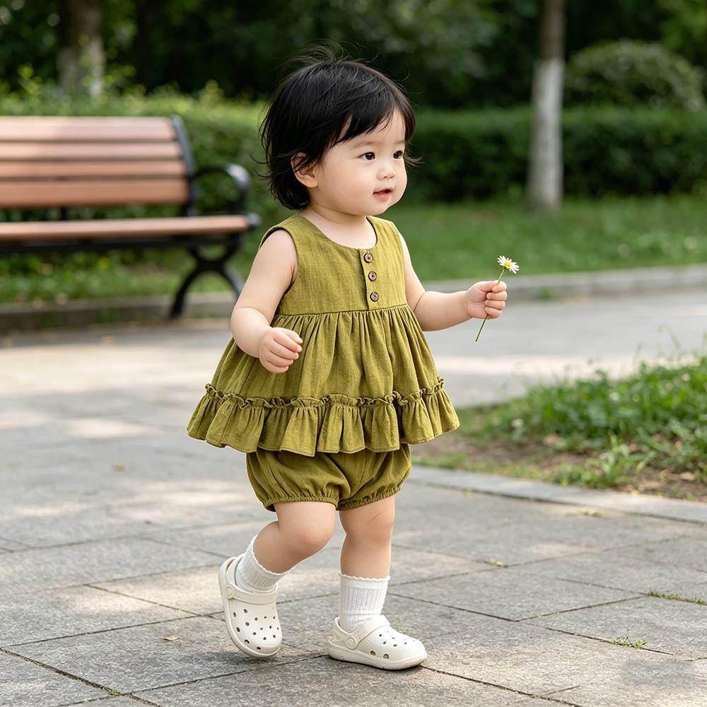 Mädchen Sommer Baumwoll-Leinen Ärmelloses Kleid Set mit Rüschensaum und Falten