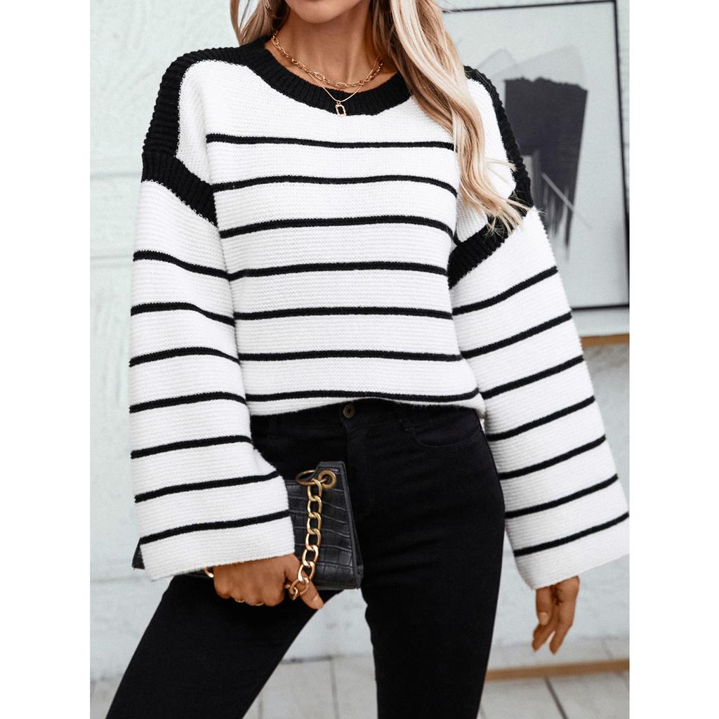 Autumn and Winter New Round Neck Loose Black and White Striped Pullover Long Sleeved Knitted Sweater