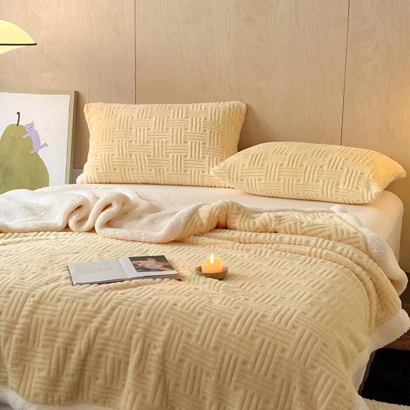 Soft Jacquard Lambswool Cotton Fleece Blanket for Autumn/Winter