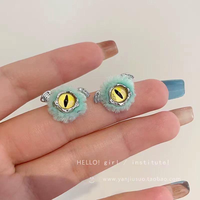 Silver Needle Dongdaemun Fresh Colorful Earrings - Simple, Versatile, Luxury Studs with a High-End Sense
