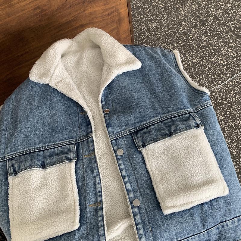 Lamb Wool Splicing Denim Vest for Women - Autumn/Winter Fashion Loose Pocket Waistcoat