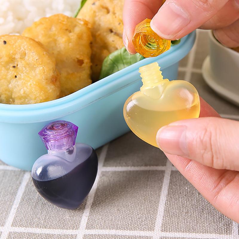 4Pcs Mini Portable Sauce Condiment Dispenser Bento Ketchup Bottle Plastic Sub-Bottling Seasoning Bottle Kitchen Accessories