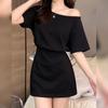 Koreanisches schickes schulterfreies figurbetonendes Kleid mit schrägem Ausschnitt