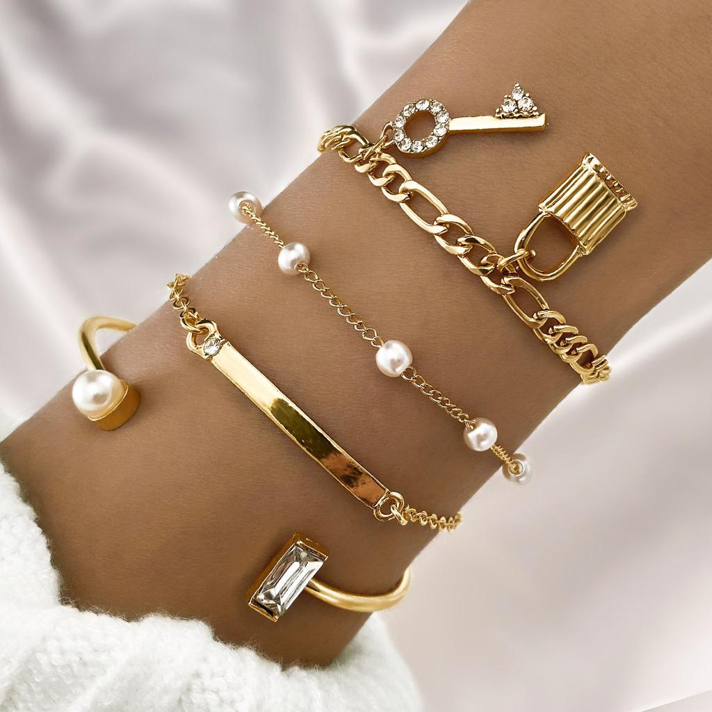 5Pcs/ Set Bohemia Minimalism Multilayer Love Heart Hollow Out Open Mouth Bracelet Set for Women Metal Chain Bangle Zircon Gifts