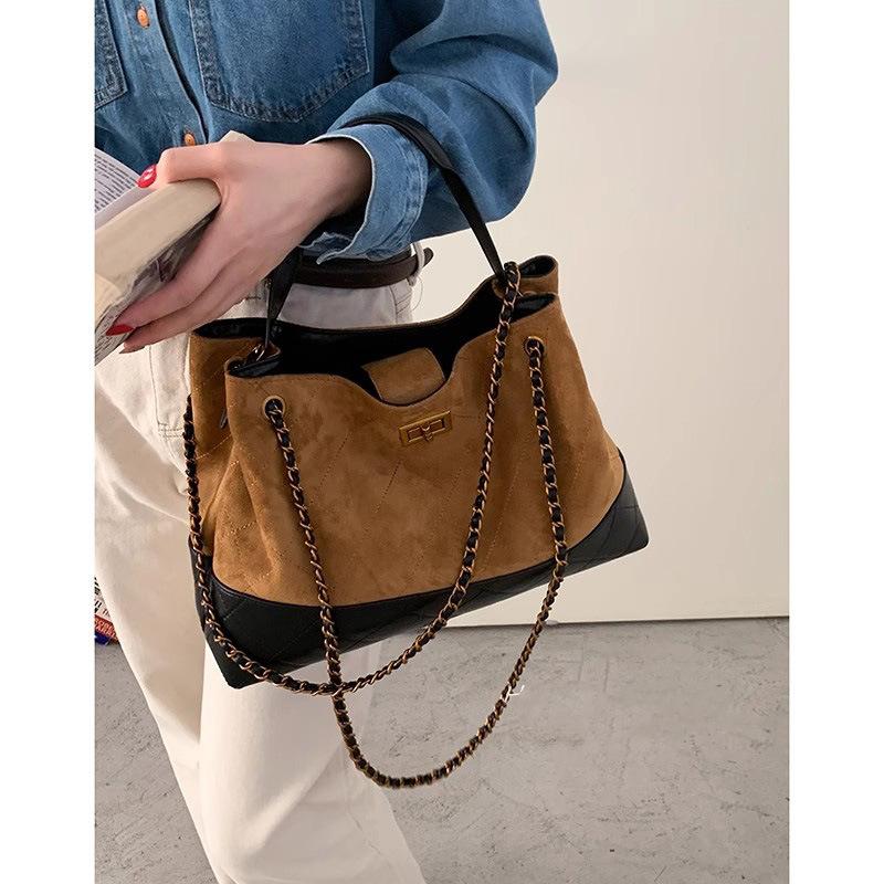 Retro Deerskin Velvet Portable Commuter Bag Women's 2025 New Trendy Fashion Tote Bag Versatile Large-capacity Stray Bag