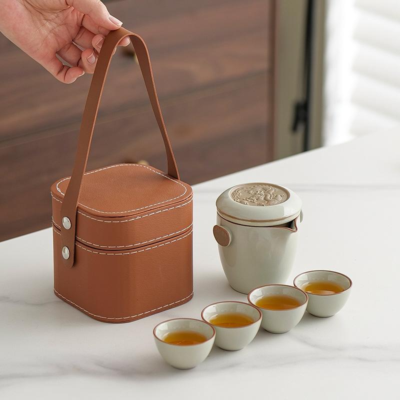 High-end Ru kiln travel tea set, one person drinking outdoor teapot teacup, portable Kung Fu tea set, Kuaike cup