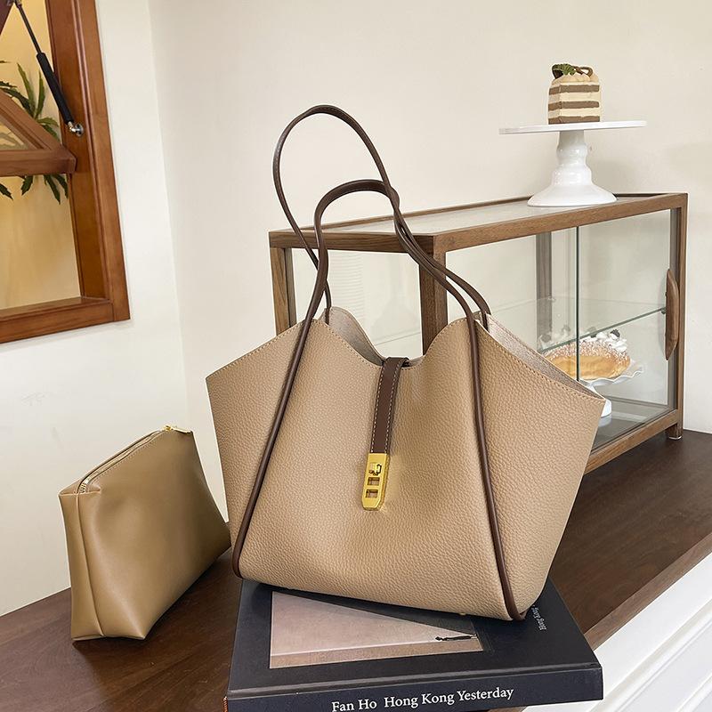 Large-capacity Simple Handbag Bag Women's New Fashion Contrasting Color Shoulder Underarm Bag Commuter Tote Bag