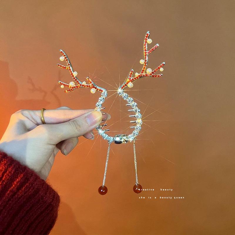 

Элегантная рождественская заколка для волос «Хвост» с рогами и кисточкой из жемчуга