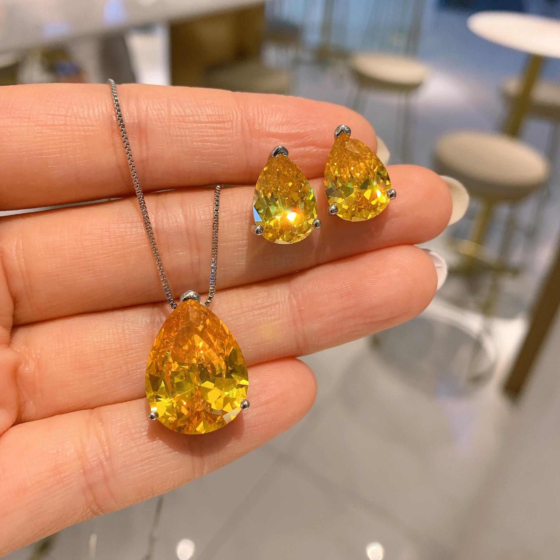 

Новые аксессуары Серьги-подвески с каплями воды Аксессуары Женское ожерелье Золотые серьги с бриллиантами в форме груши Цепочка на ключицу