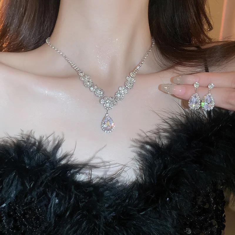 Fashion Green Stone Crystal Necklace Earrings Jewelry Set for Women Water Drop Crystal Necklace Earrings Luxury Bridal Wedding Jewelery
