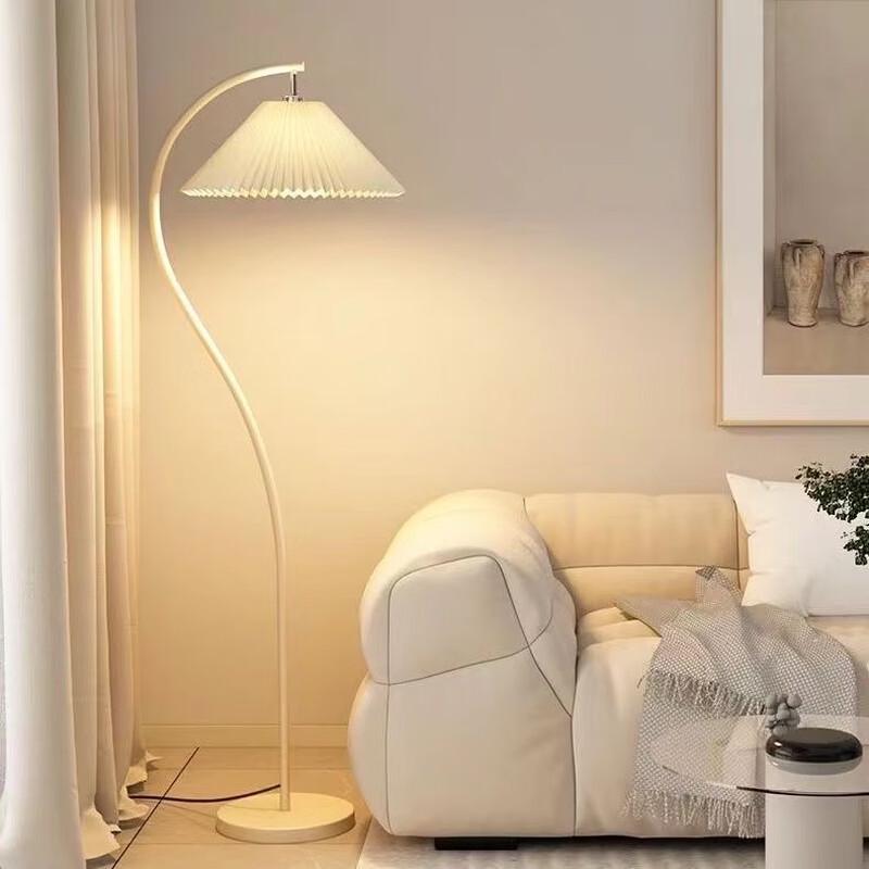 Oeny Pleated Floor Lamp