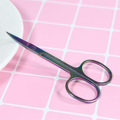 Barbeação e depilação – Acessórios para correção de sobrancelhas